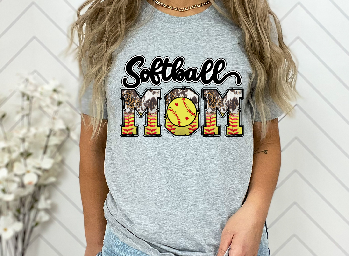 Softball Mom - DTF transfers - DTF0286